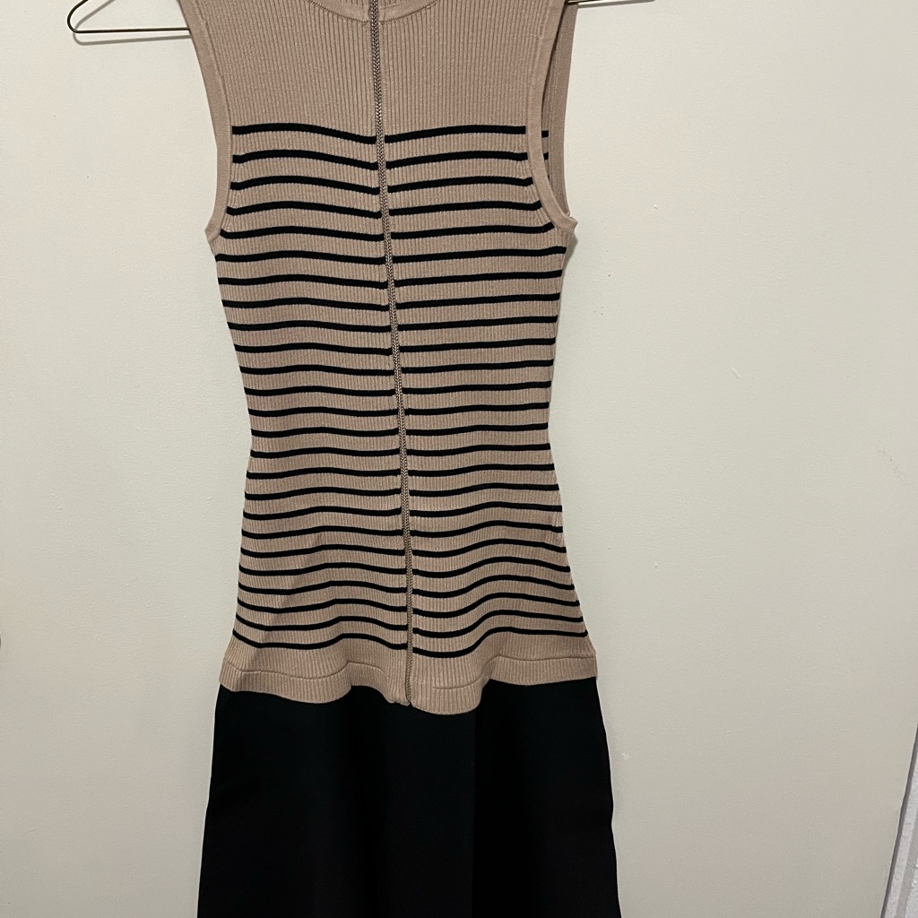Karen Millen Knit Dress Bloomingdale’s Exclusive Size Small Nwt $235